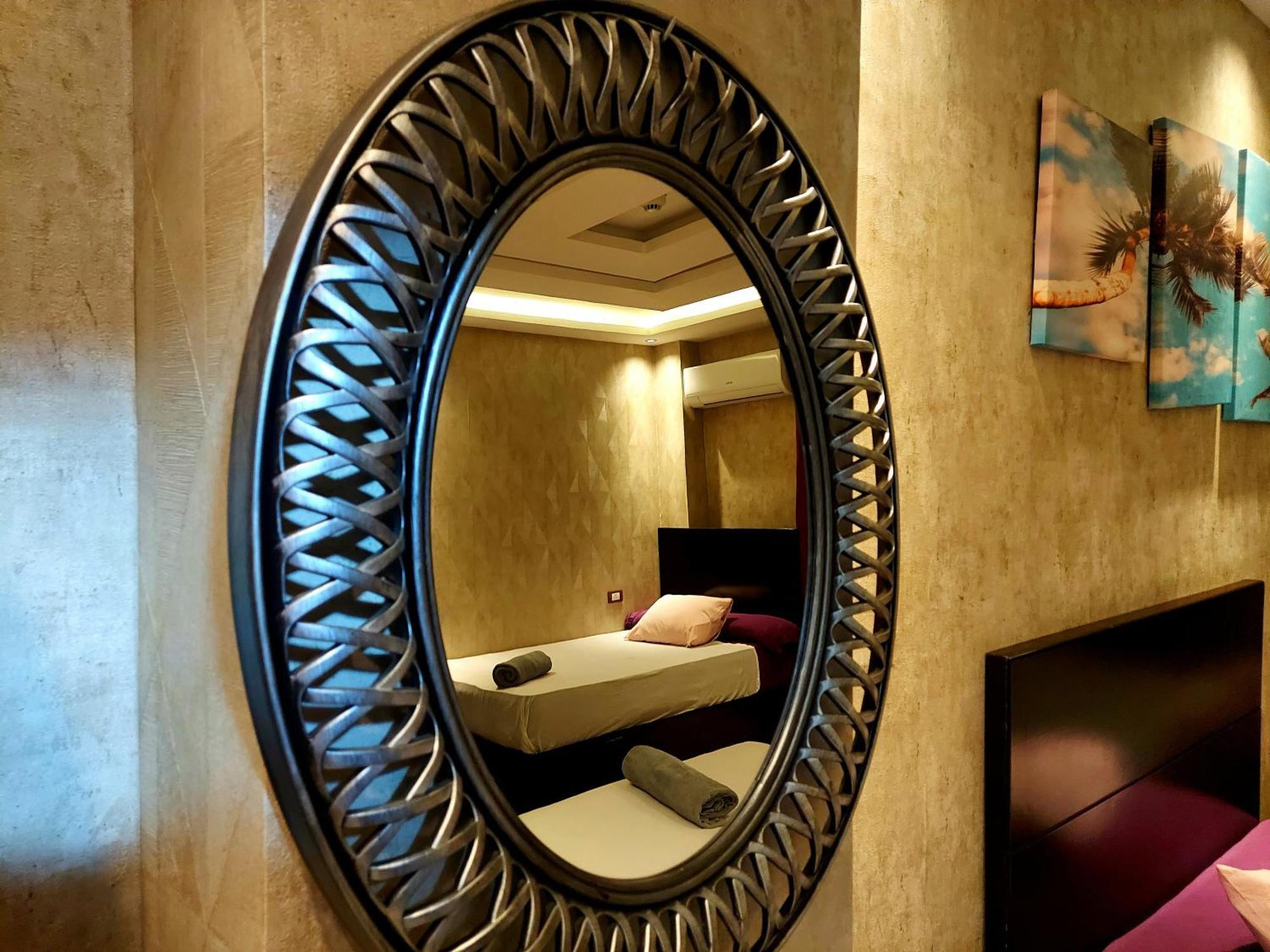 Pyramids Planet Hotel Ghatati Pokoj fotografie